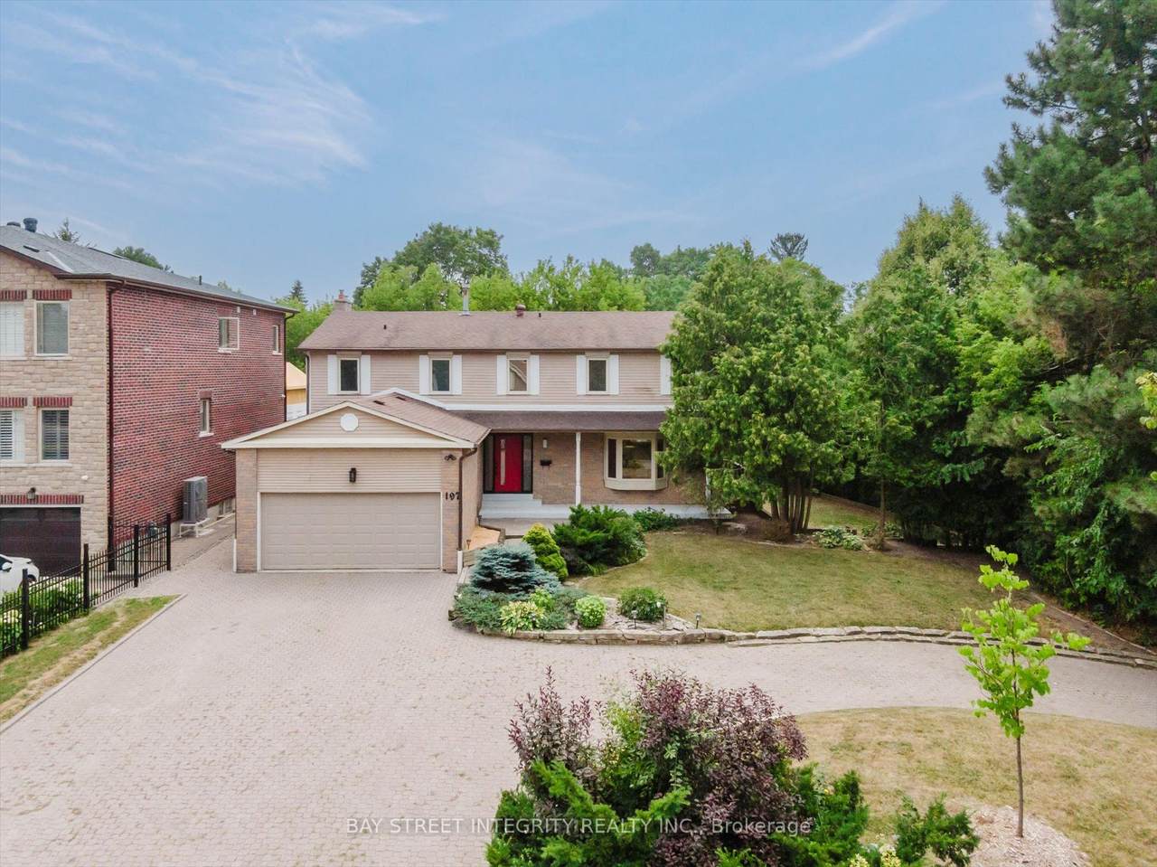 197 Garden Avenue - Photo 1