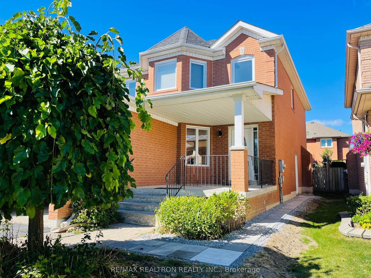 137 Bothwell Crescent - Photo 1