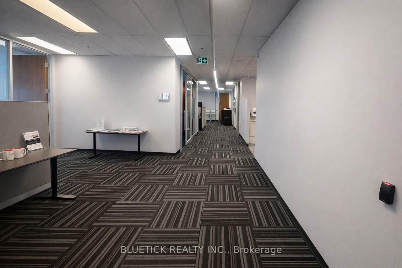 https://bt-photos.global.ssl.fastly.net/toronto/1280_boomver_1_N12814646-1.jpg