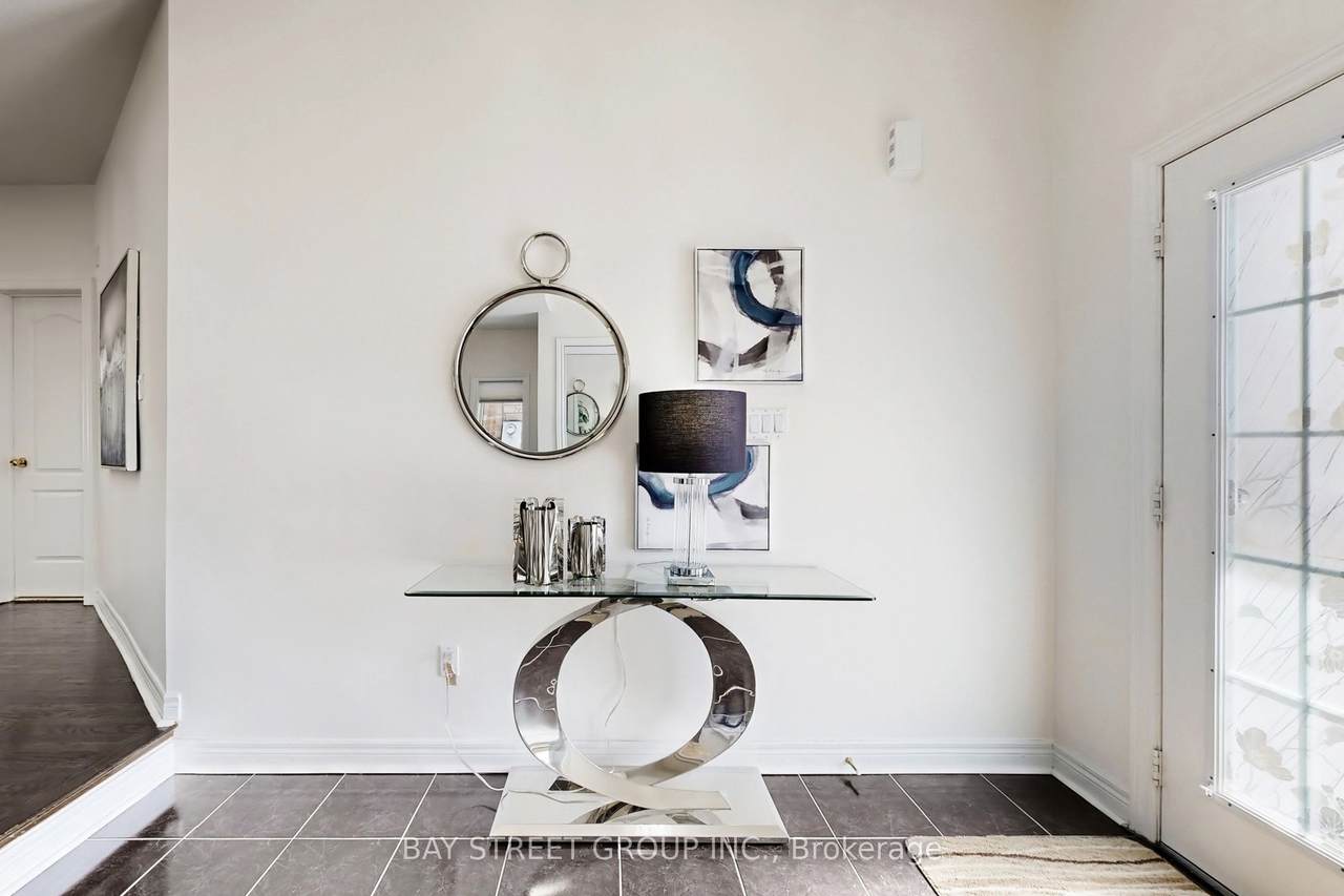 https://bt-photos.global.ssl.fastly.net/toronto/1280_boomver_1_N12844928-1.jpg