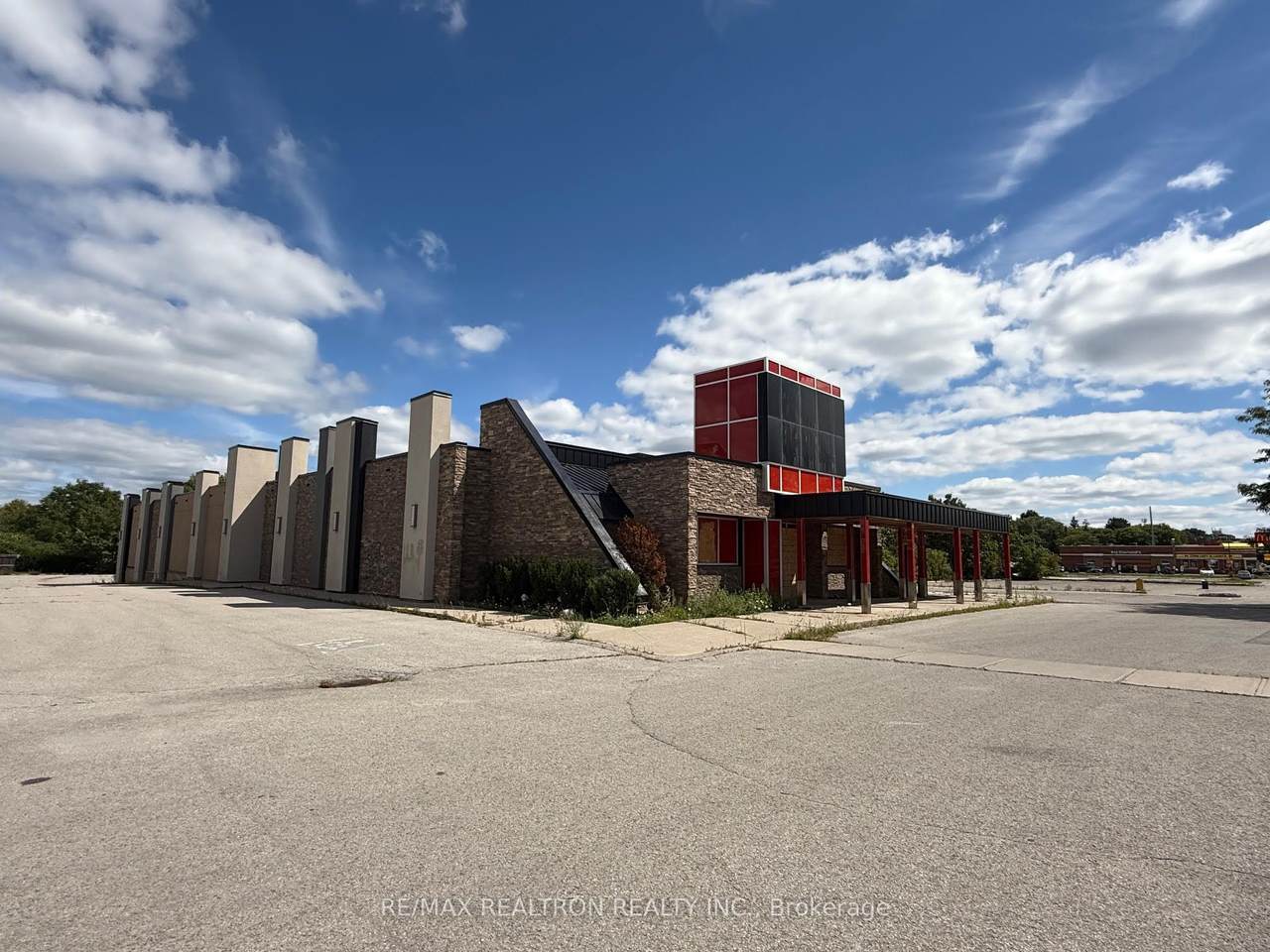 https://bt-photos.global.ssl.fastly.net/toronto/1280_boomver_1_N12848172-1.jpg