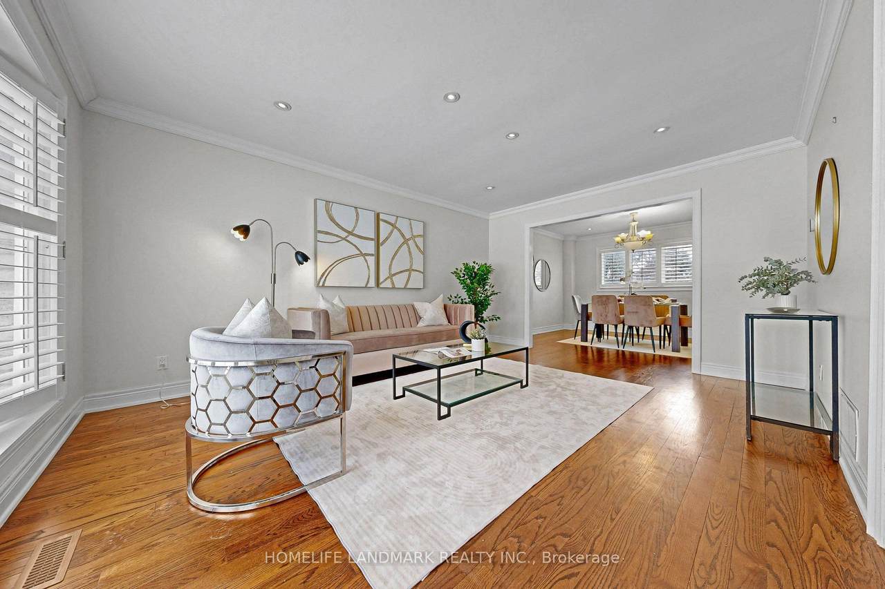https://bt-photos.global.ssl.fastly.net/toronto/1280_boomver_1_N12912580-1.jpg