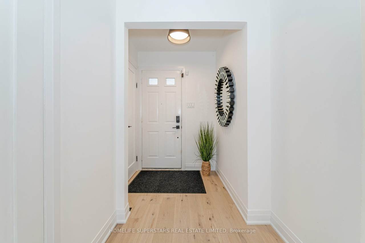https://bt-photos.global.ssl.fastly.net/toronto/1280_boomver_1_N12954156-1.jpg