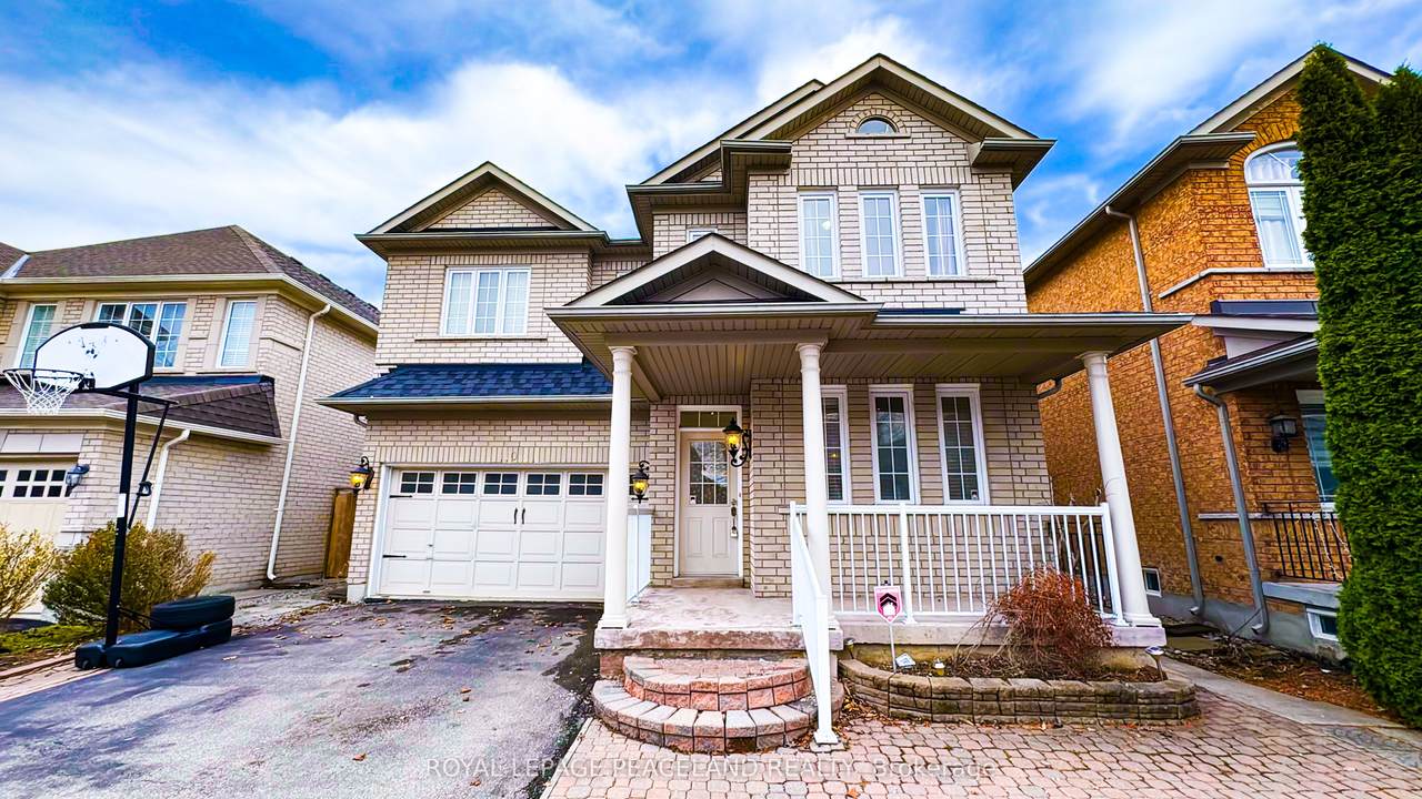 110 Annina Crescent - Photo 1