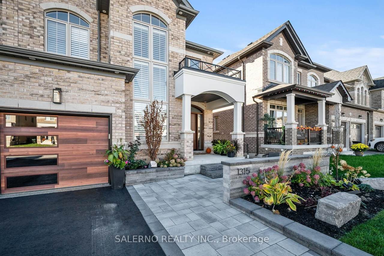 https://bt-photos.global.ssl.fastly.net/toronto/1280_boomver_1_N13006160-1.jpg