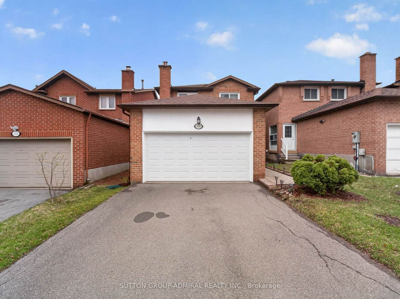 116 Patrice Crescent - Photo 1
