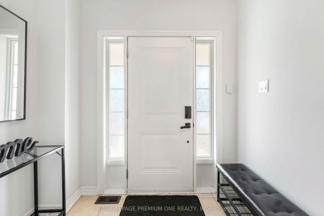 https://bt-photos.global.ssl.fastly.net/toronto/1280_boomver_1_N13011198-1.jpg