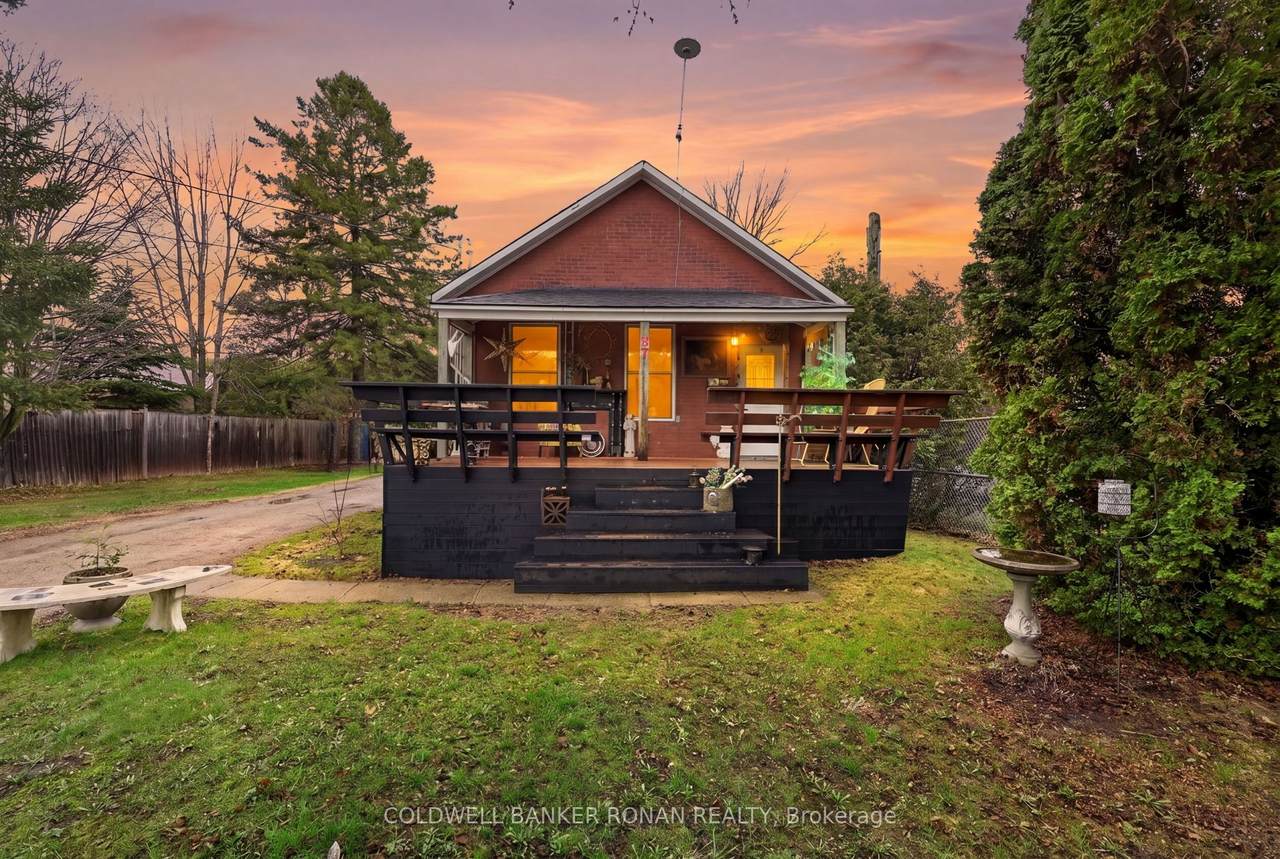 87 Wellington Street - Photo 1