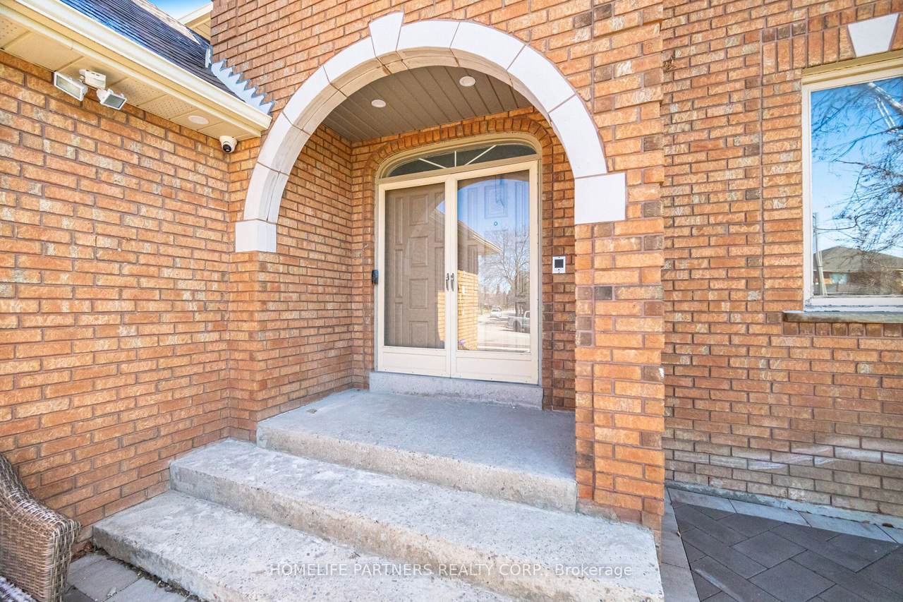 https://bt-photos.global.ssl.fastly.net/toronto/1280_boomver_1_N13013490-1.jpg