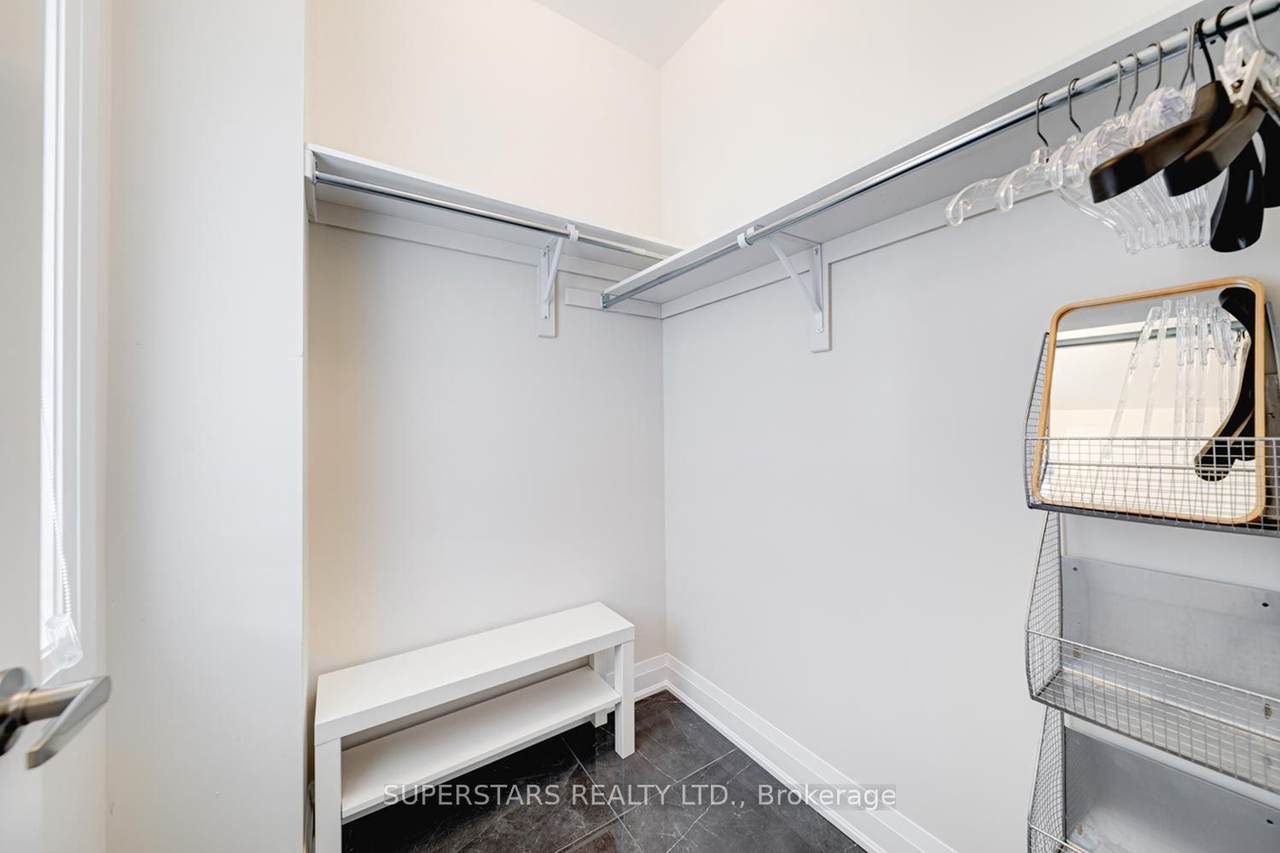 https://bt-photos.global.ssl.fastly.net/toronto/1280_boomver_1_N13013508-1.jpg