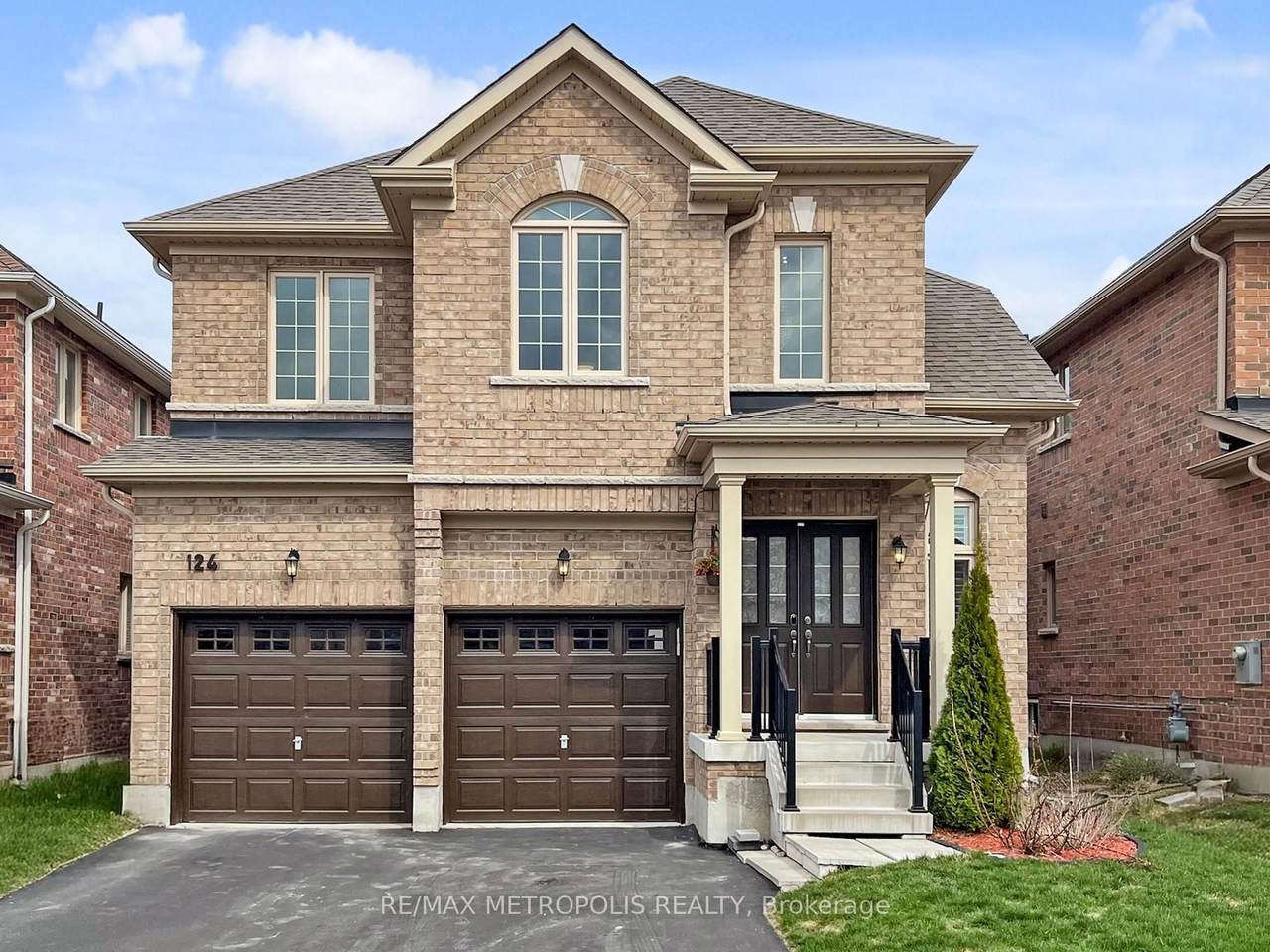 124 Milby Crescent - Photo 1