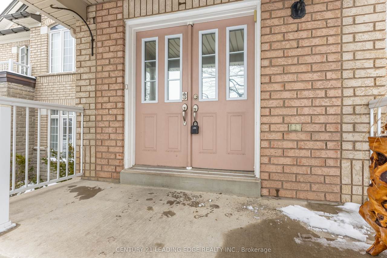 https://bt-photos.global.ssl.fastly.net/toronto/1280_boomver_1_N13085428-1.jpg