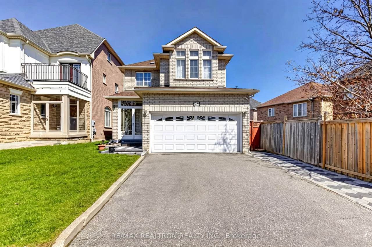 22 Copperstone Crescent - Photo 1