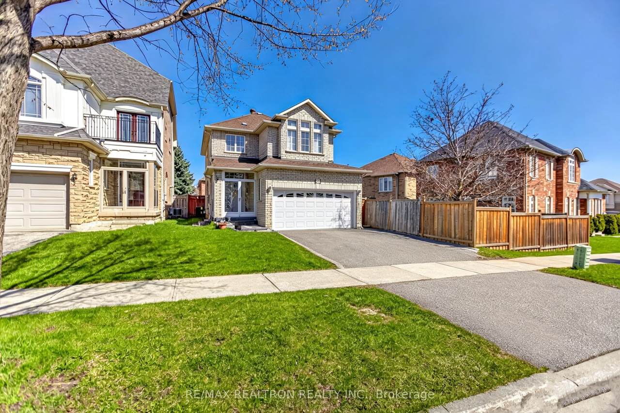 https://bt-photos.global.ssl.fastly.net/toronto/1280_boomver_1_N13094168-1.jpg