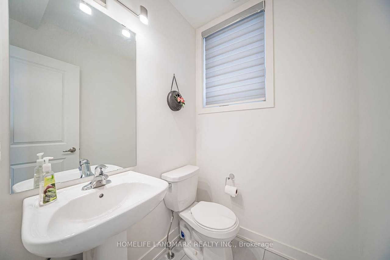https://bt-photos.global.ssl.fastly.net/toronto/1280_boomver_1_N13236950-1.jpg