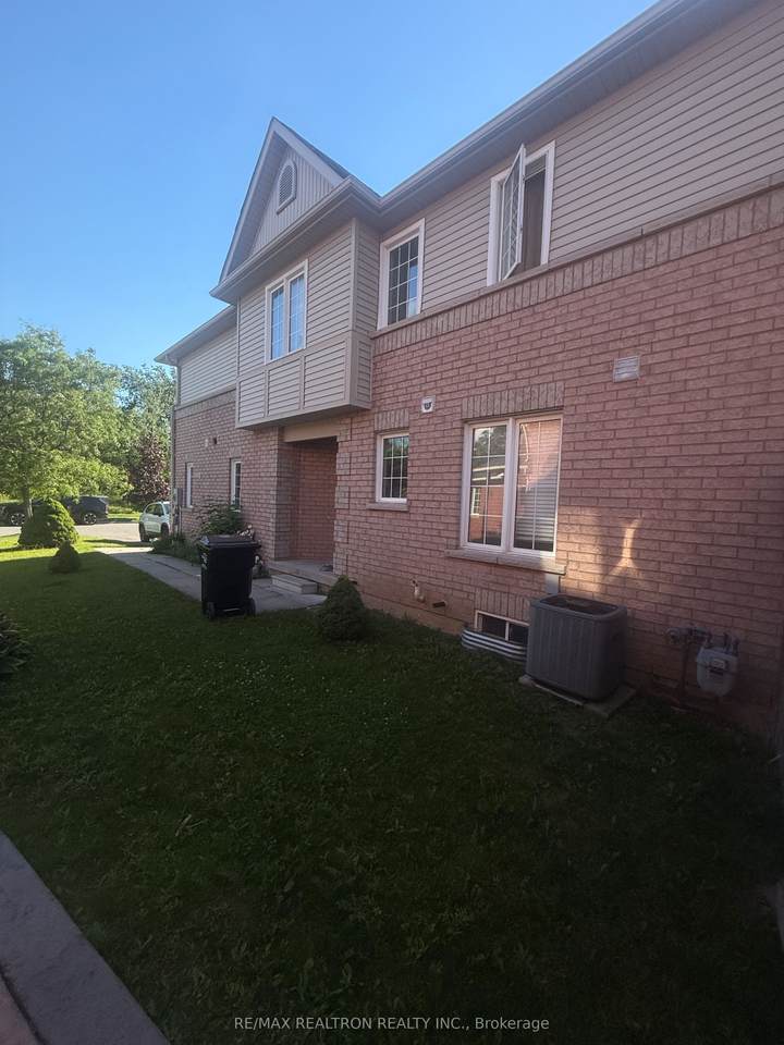 https://bt-photos.global.ssl.fastly.net/toronto/1280_boomver_2_N13475822-1.jpg