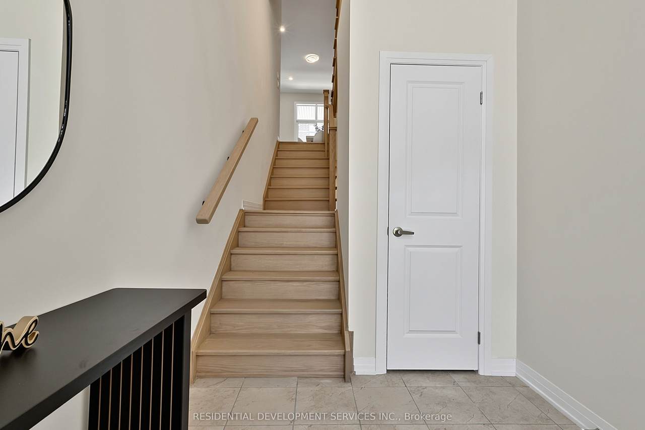 https://bt-photos.global.ssl.fastly.net/toronto/1280_boomver_1_N13494584-1.jpg