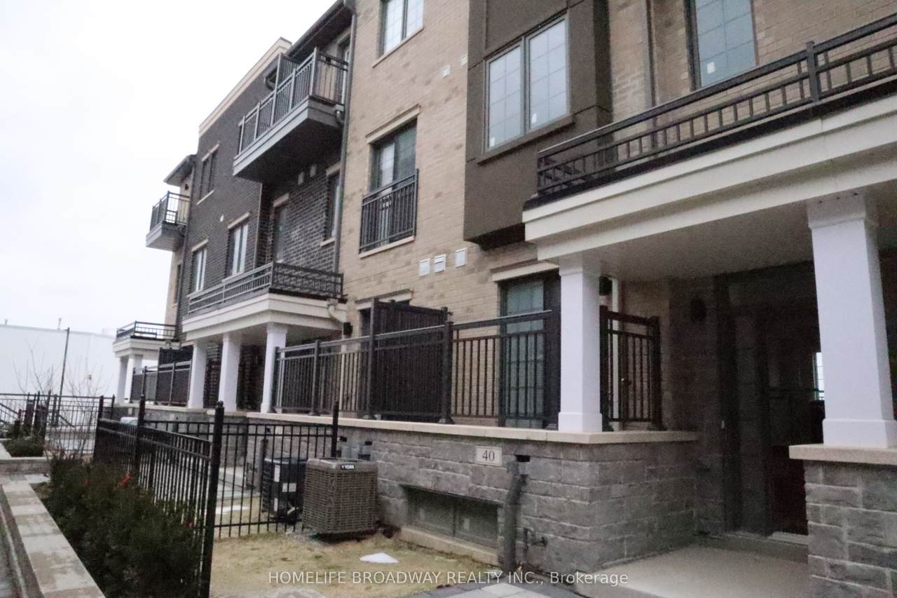 https://bt-photos.global.ssl.fastly.net/toronto/1280_boomver_1_N13498756-1.jpg