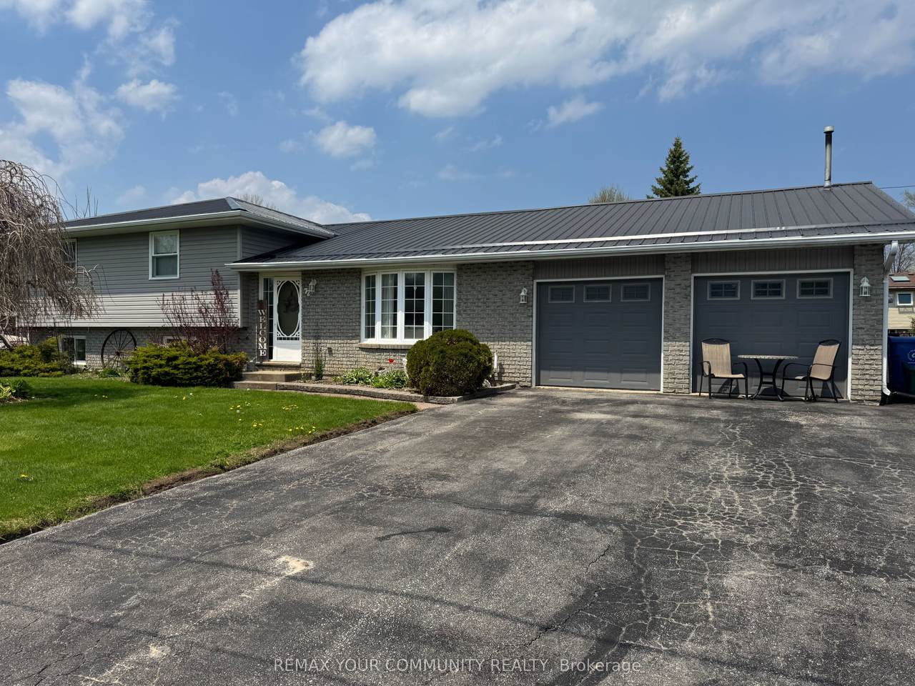 72 Douglas Street - Photo 1
