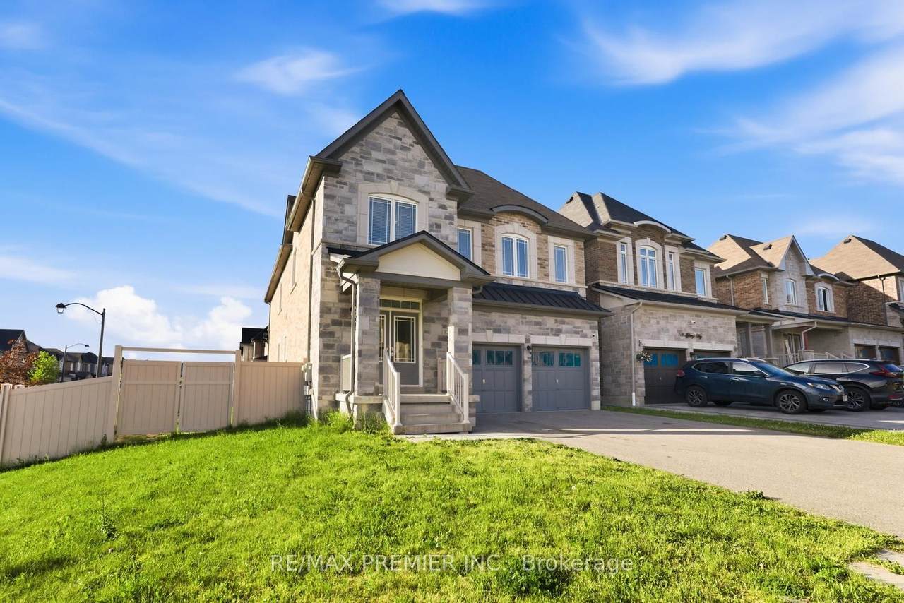 https://bt-photos.global.ssl.fastly.net/toronto/1280_boomver_1_N13519826-1.jpg