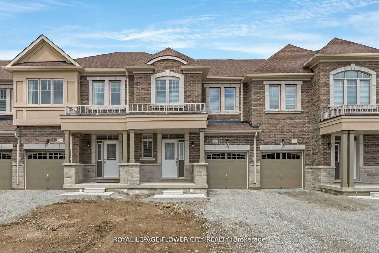 2282 Grainger Loop Crescent - Photo 1