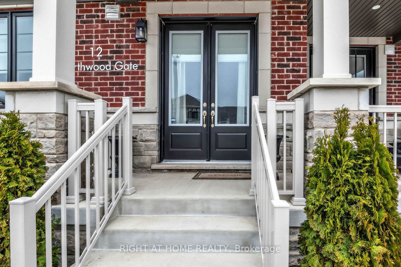 https://bt-photos.global.ssl.fastly.net/toronto/1280_boomver_1_N13563352-1.jpg