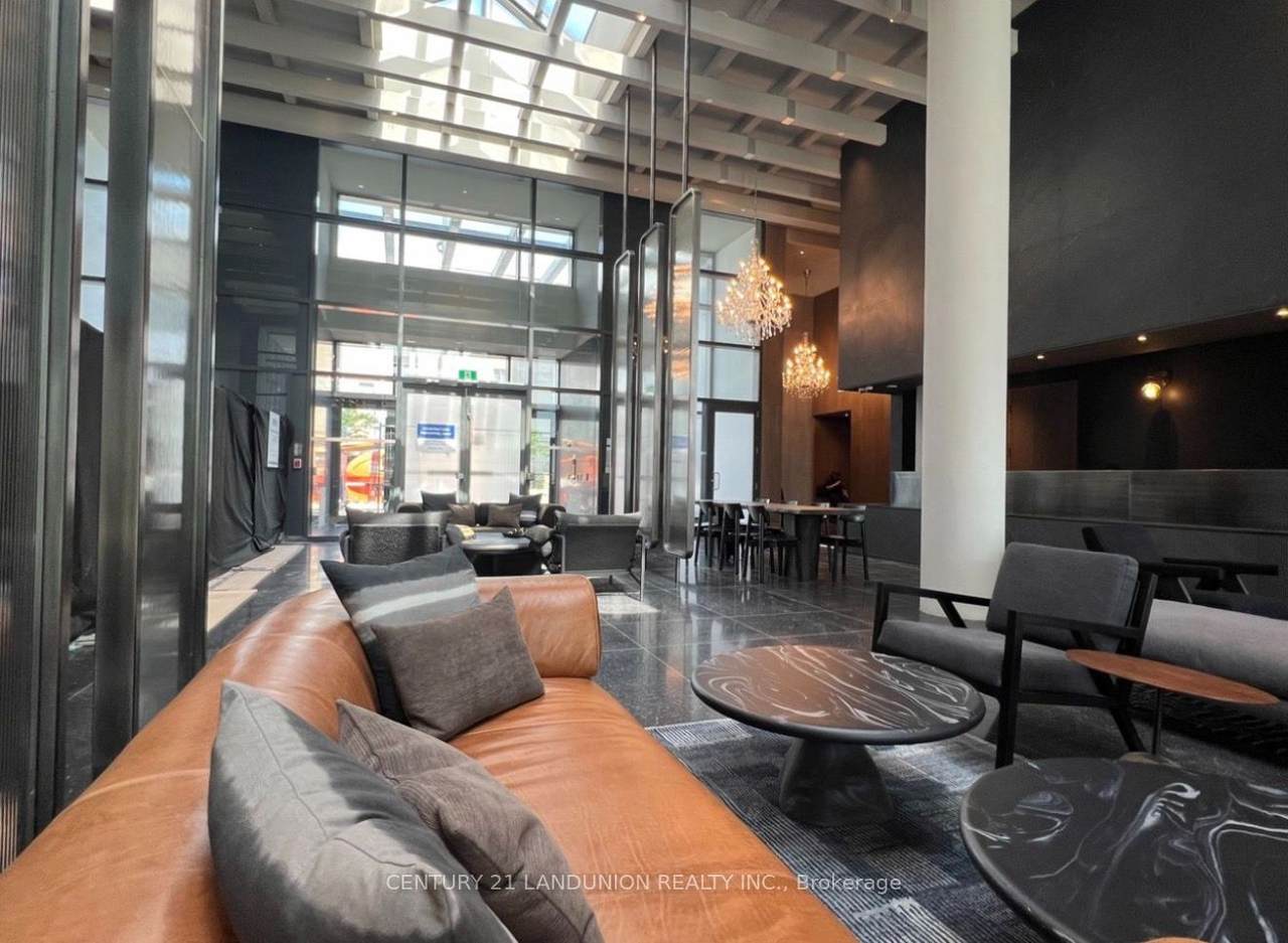 https://bt-photos.global.ssl.fastly.net/toronto/1280_boomver_1_N13603564-1.jpg