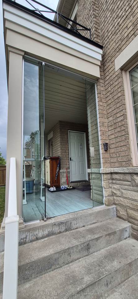 https://bt-photos.global.ssl.fastly.net/toronto/1280_boomver_1_N13608822-1.jpg