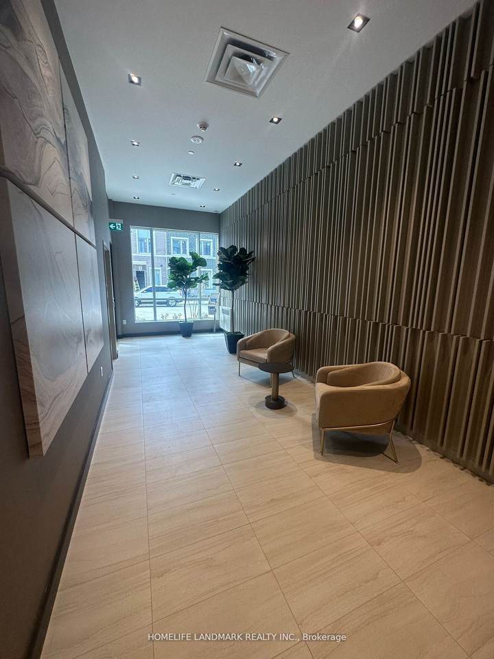 https://bt-photos.global.ssl.fastly.net/toronto/1280_boomver_1_N13609182-1.jpg