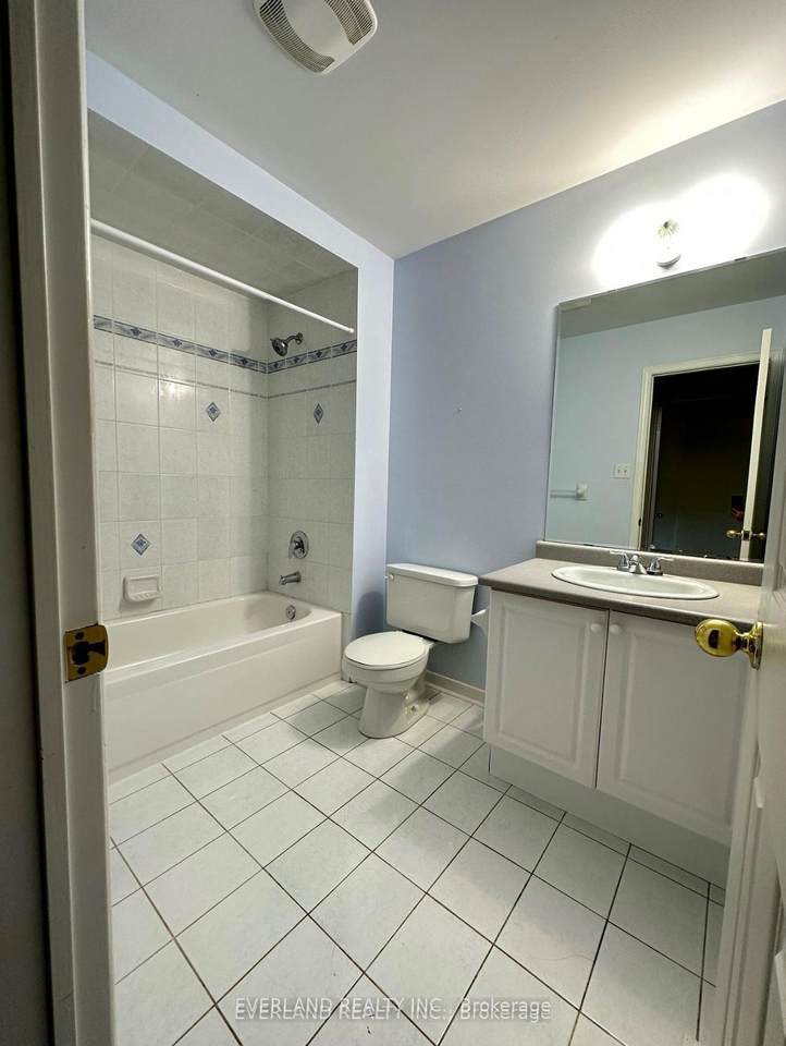 https://bt-photos.global.ssl.fastly.net/toronto/1280_boomver_1_N13611340-1.jpg