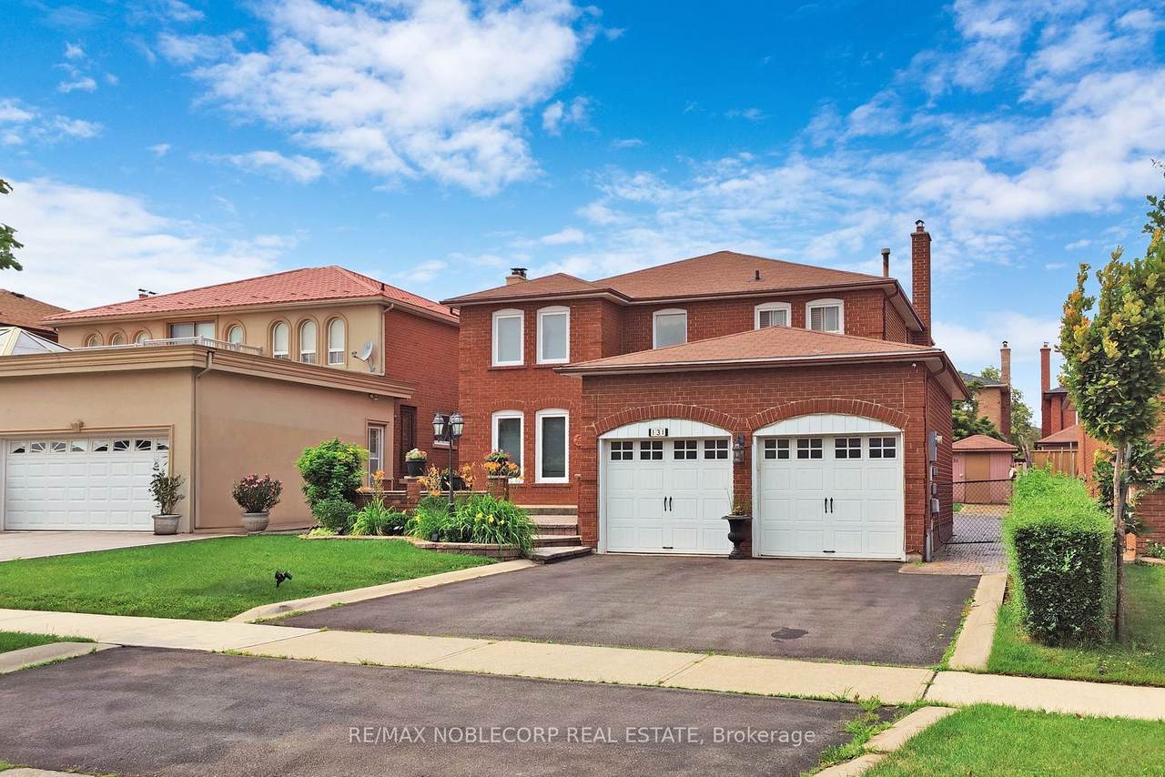 131 Dunstan Crescent - Photo 1