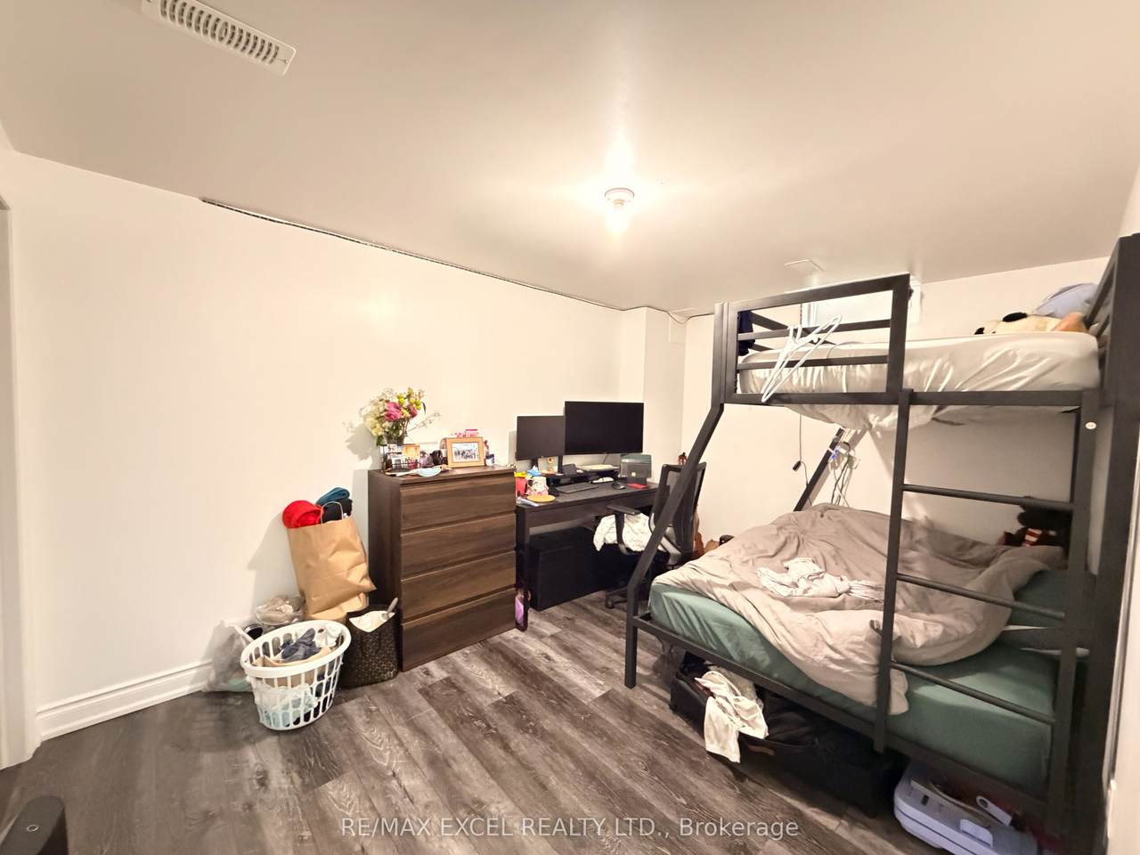 https://bt-photos.global.ssl.fastly.net/toronto/1280_boomver_1_N13623638-1.jpg
