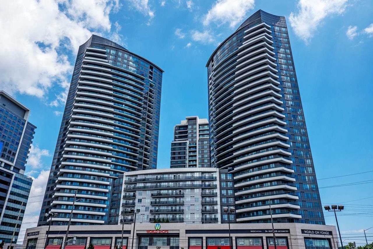 7161 Yonge St - Photo 1