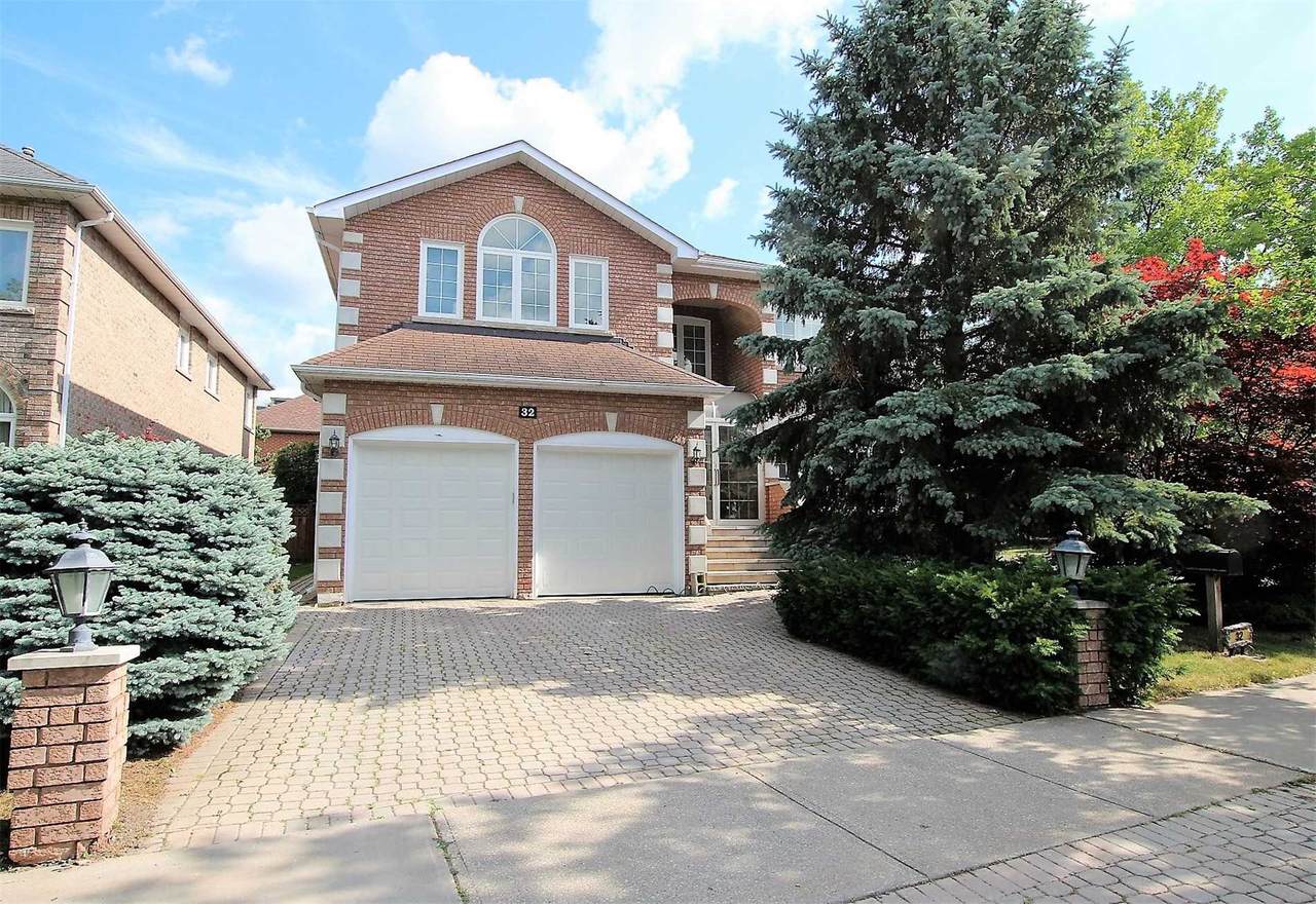 32 Lady Lynn Cres - Photo 1