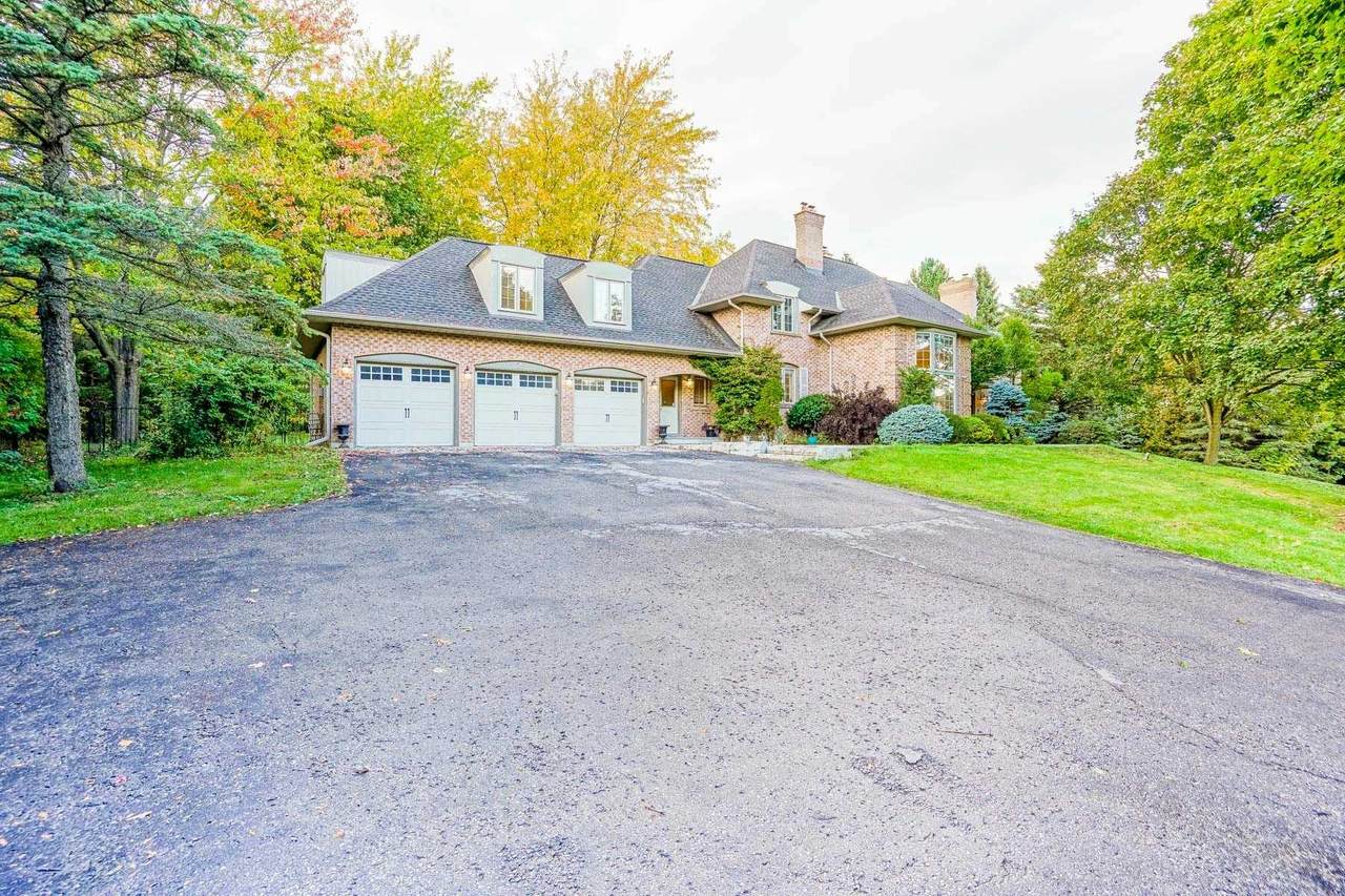 2 Jarvis Ave - Photo 1