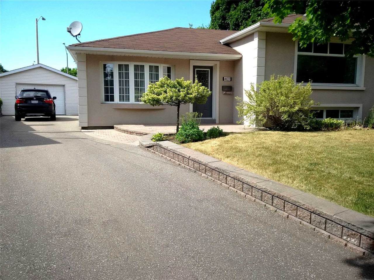 407 Oceanside Ave - Photo 1