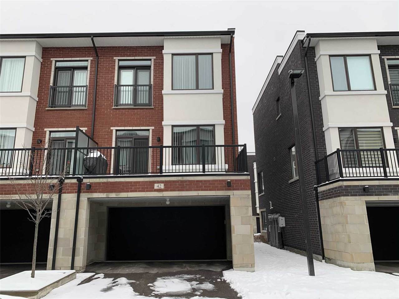 42 Ambler Lane - Photo 1