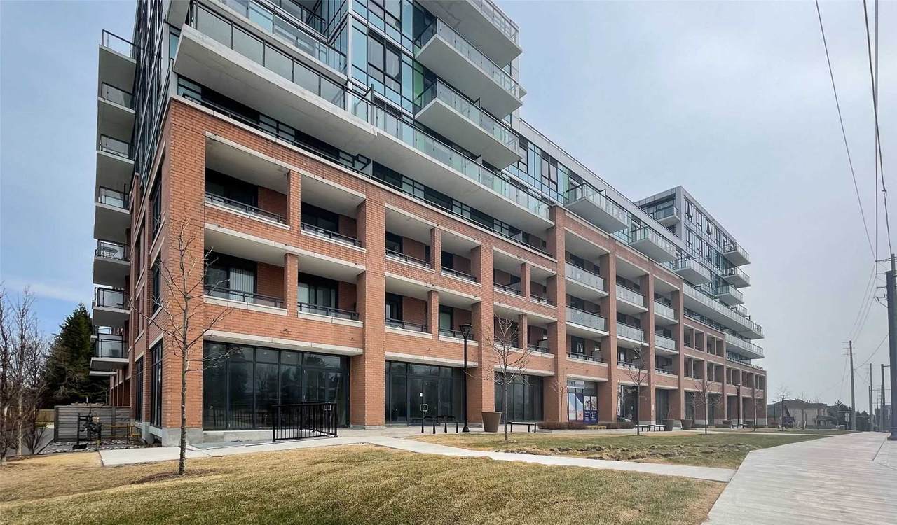 11611 Yonge St - Photo 1