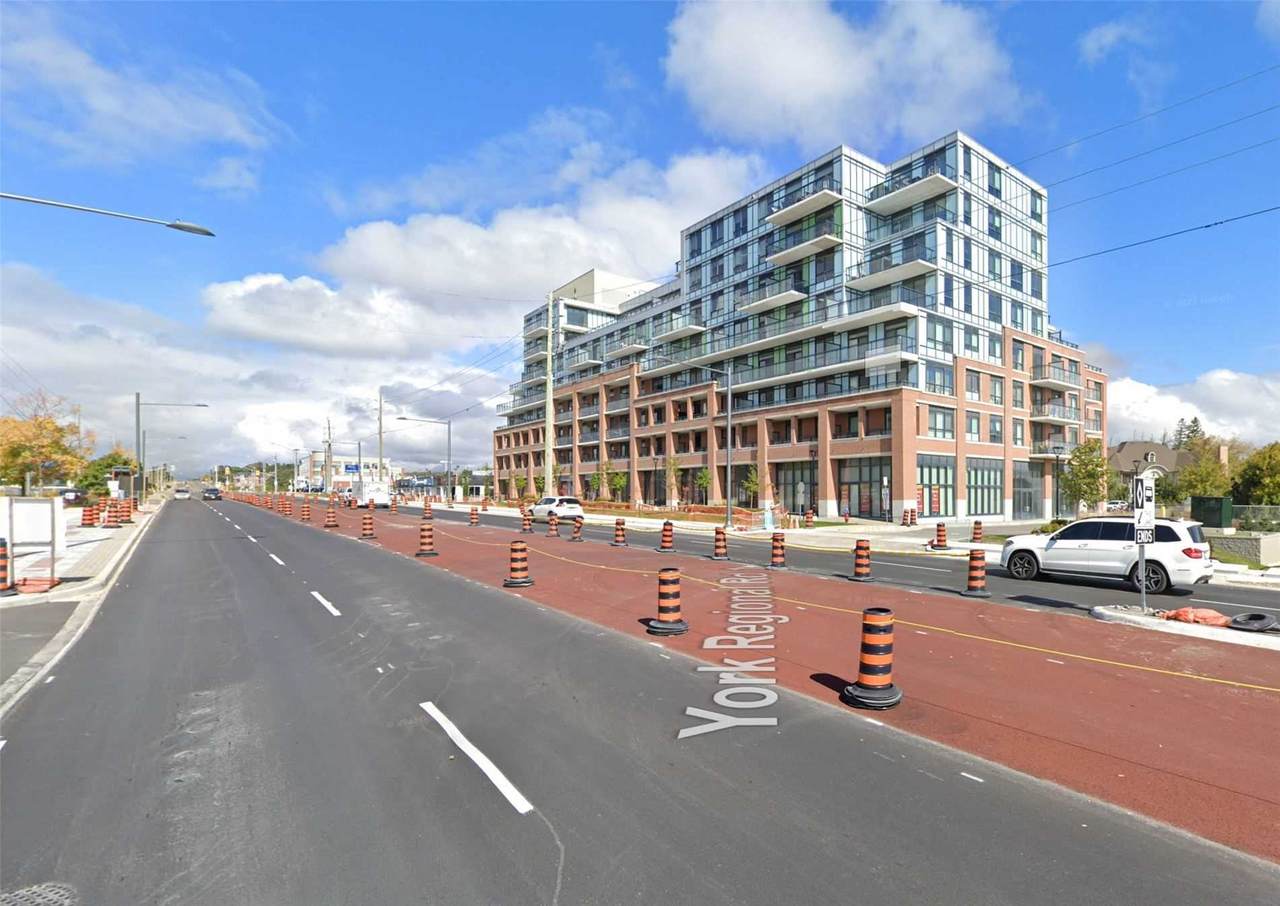 11611 Yonge St - Photo 1