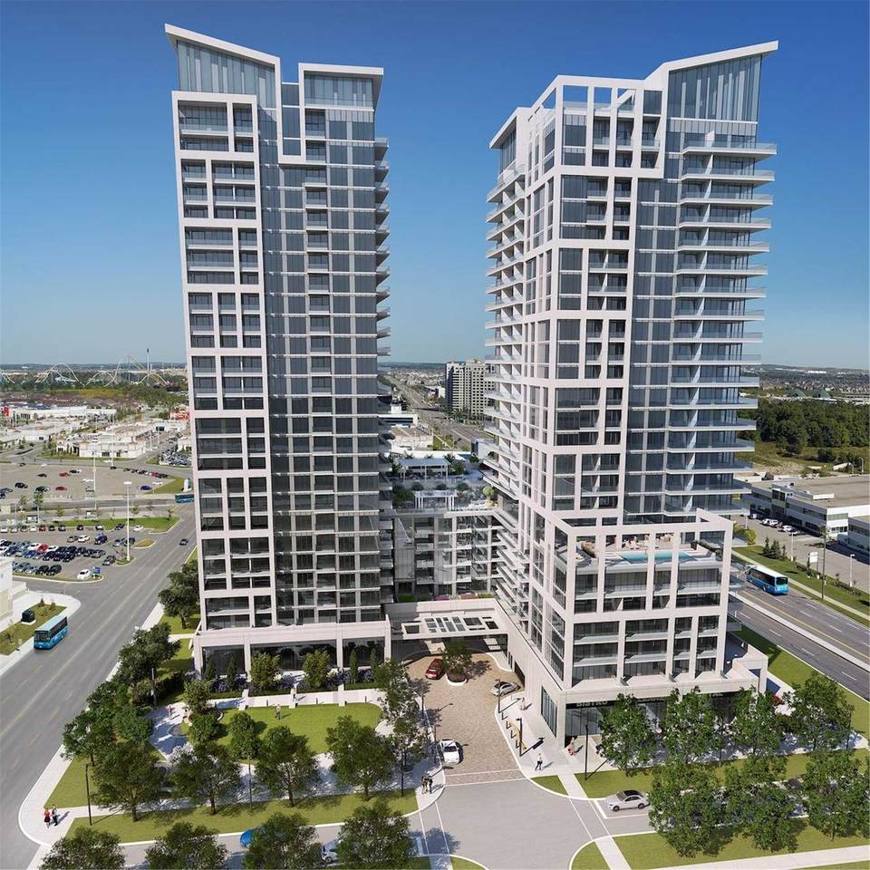 8960 Jane St - Photo 1
