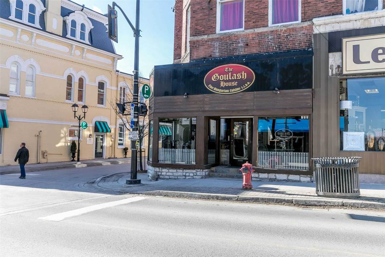 200 Main St - Photo 1
