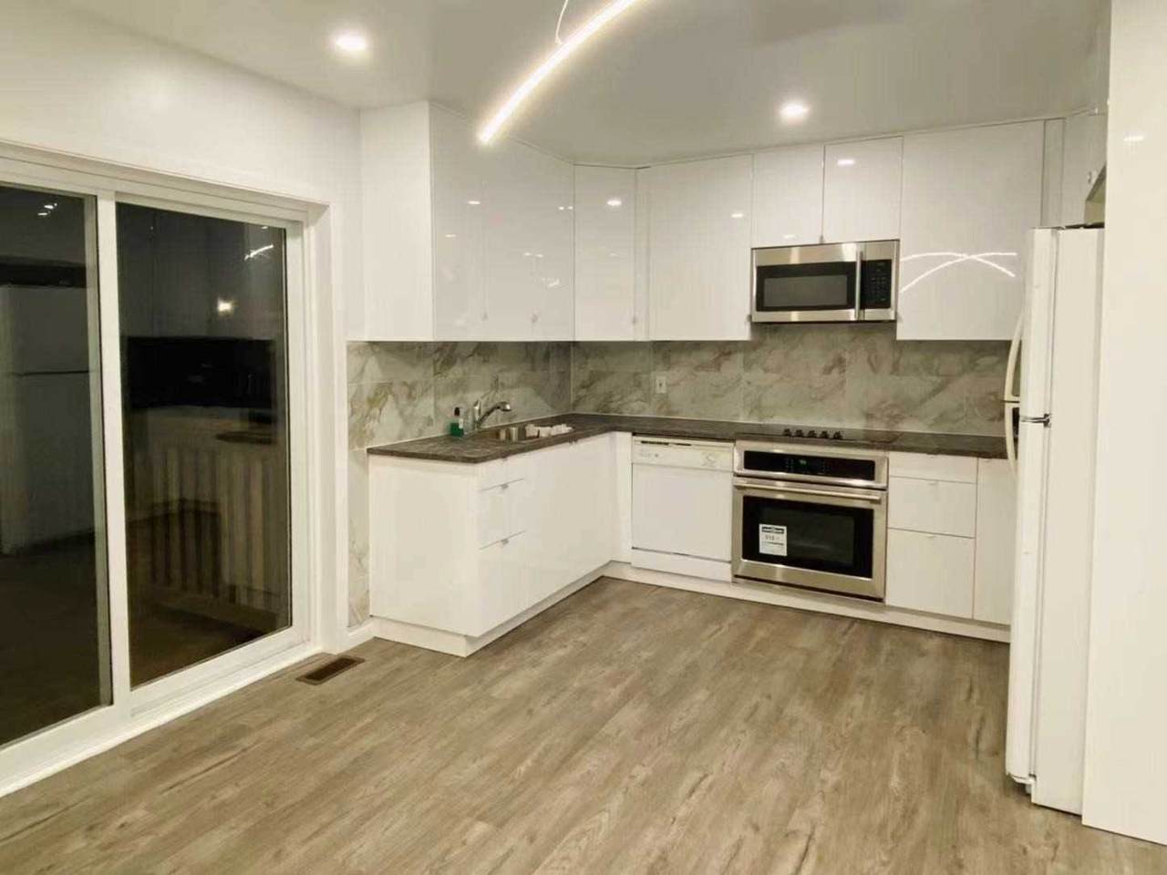 60 Pomander Rd - Photo 1