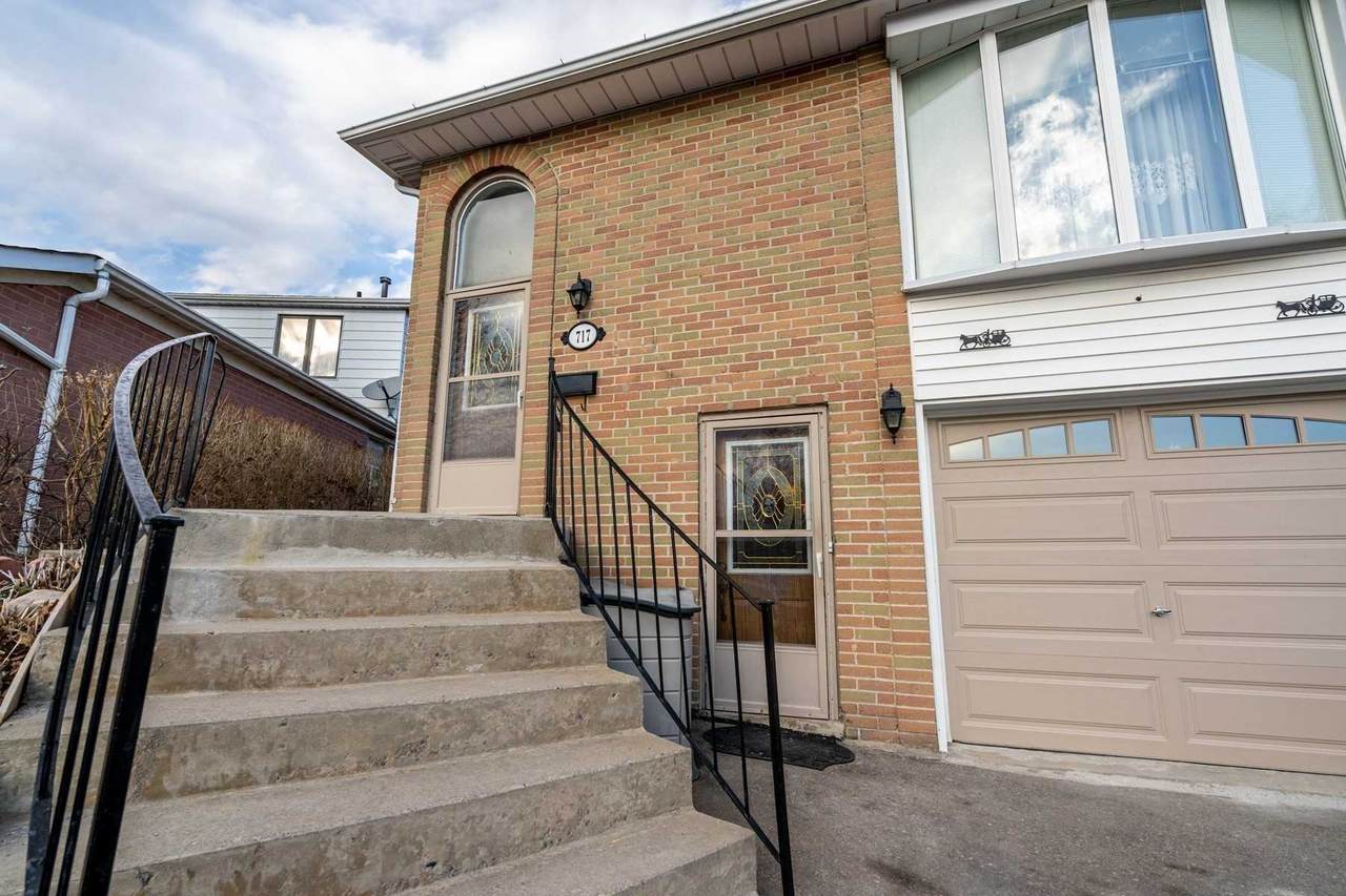 717 Jackson Crt - Photo 1