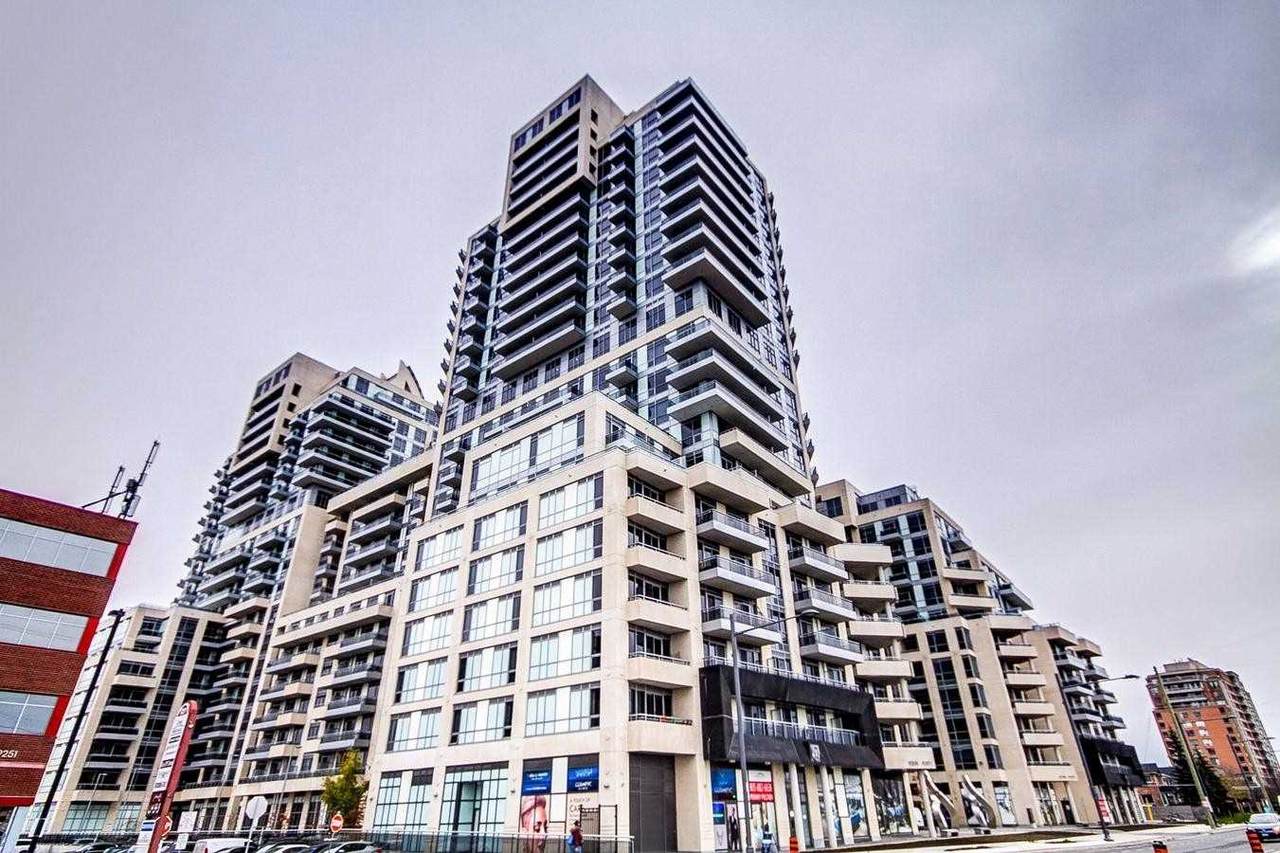 9201 Yonge St - Photo 1