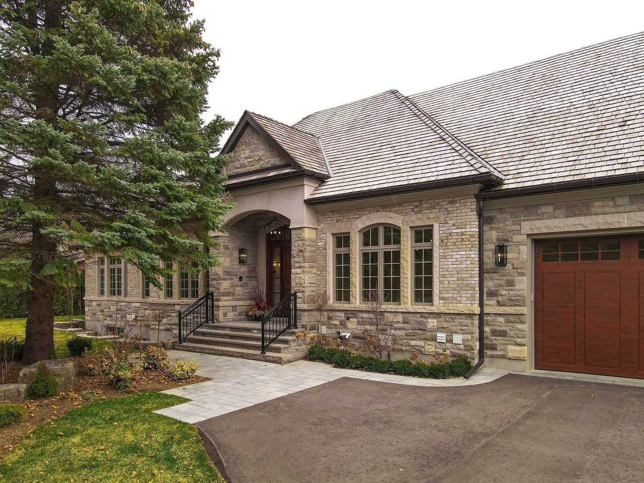 37 Old English Lane - Photo 1