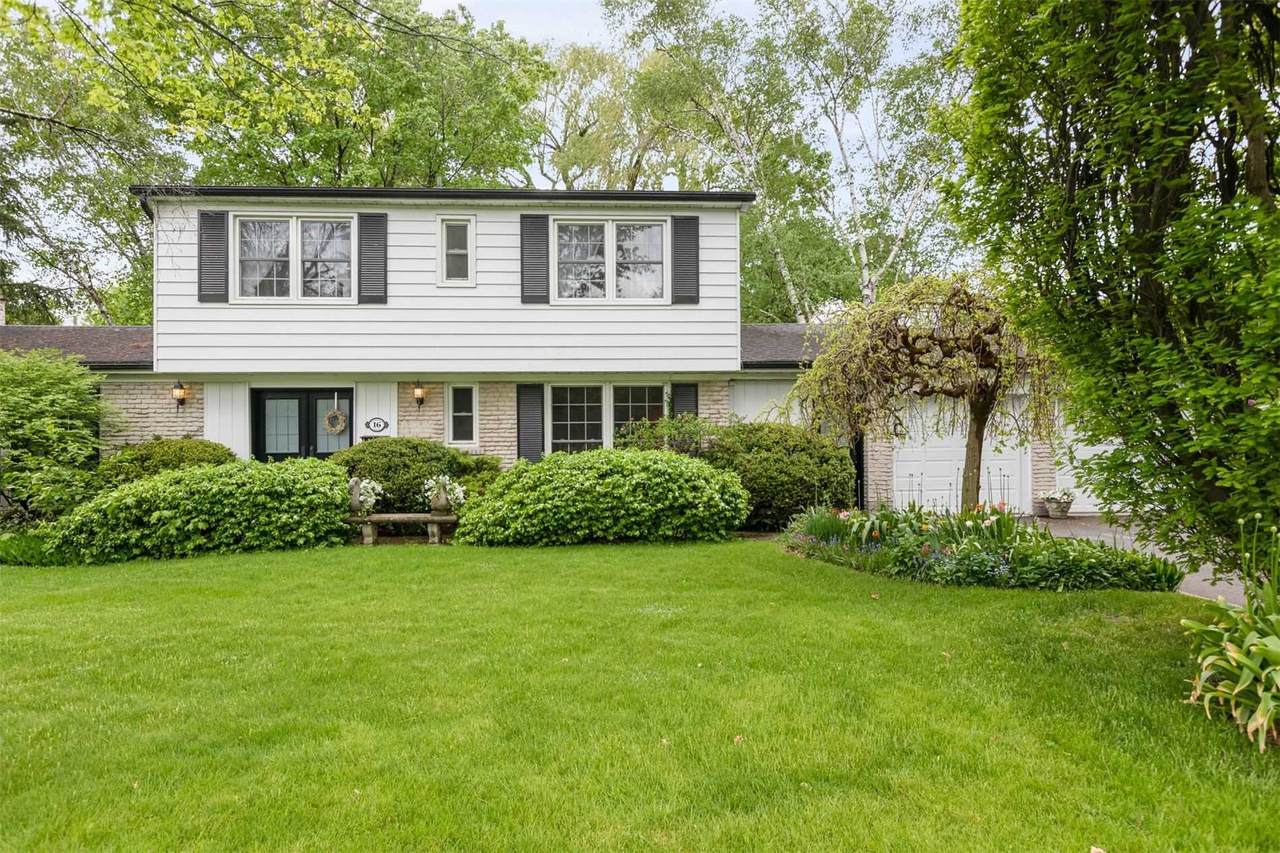 16 Laureleaf Rd - Photo 1