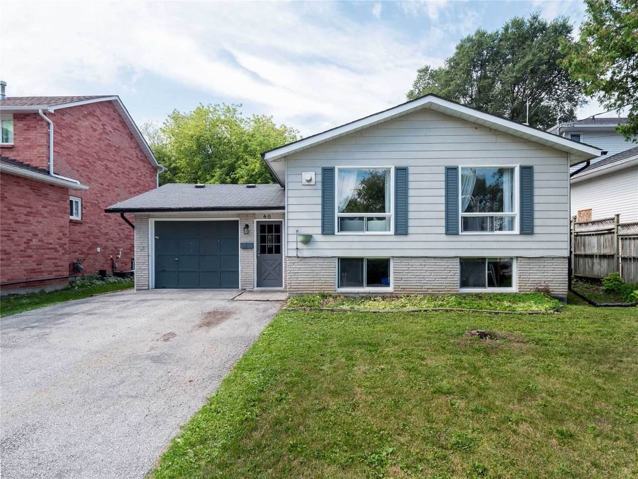 46 Jacksons Point Ave - Photo 1
