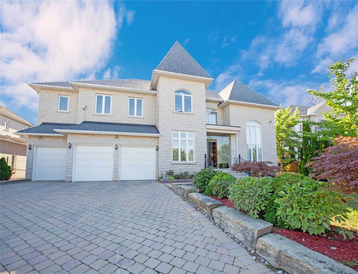 11 Montressor Crt - Photo 1