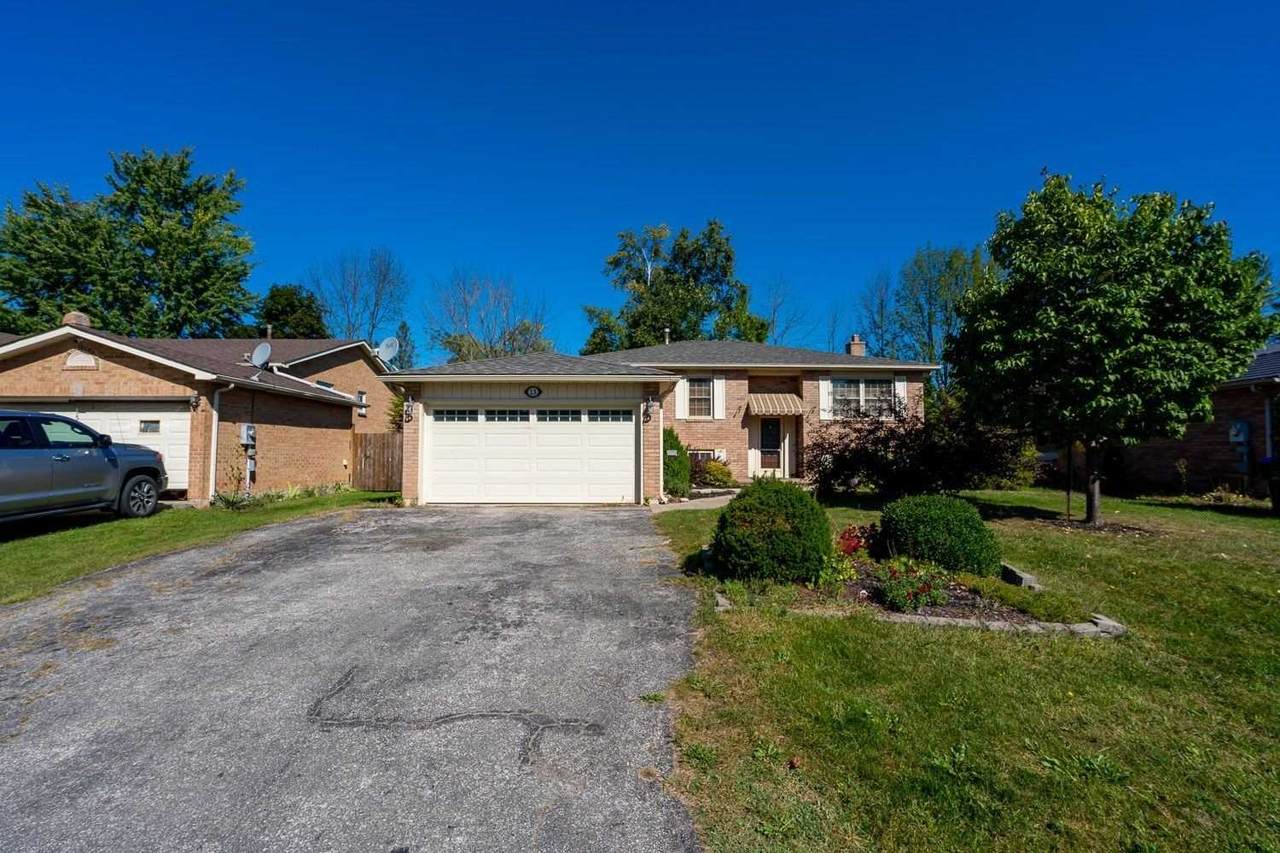 13 Mccarthy Cres - Photo 1