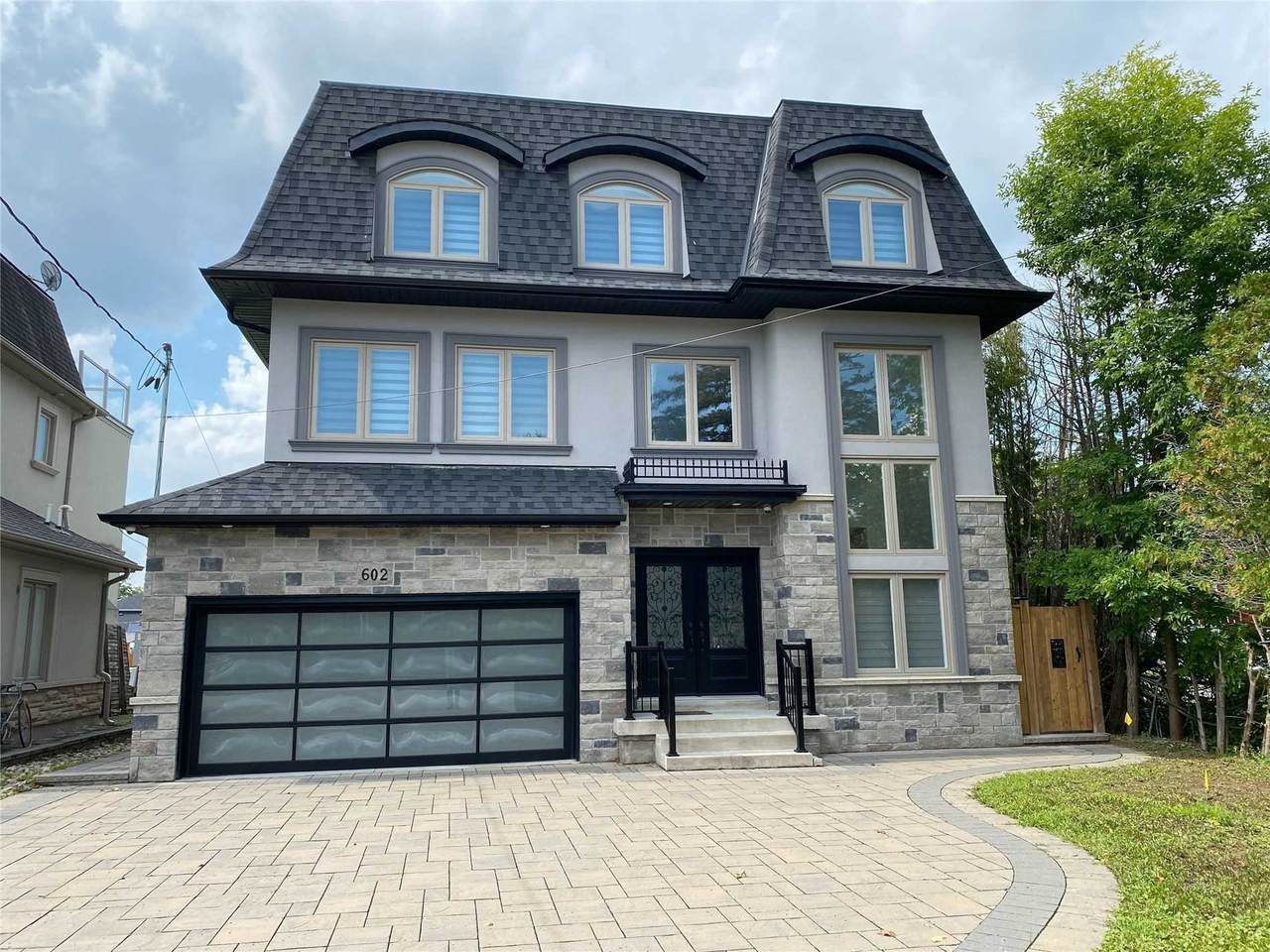602 Lake Dr - Photo 1